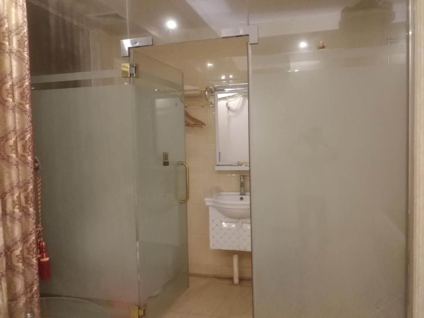 标准大床房