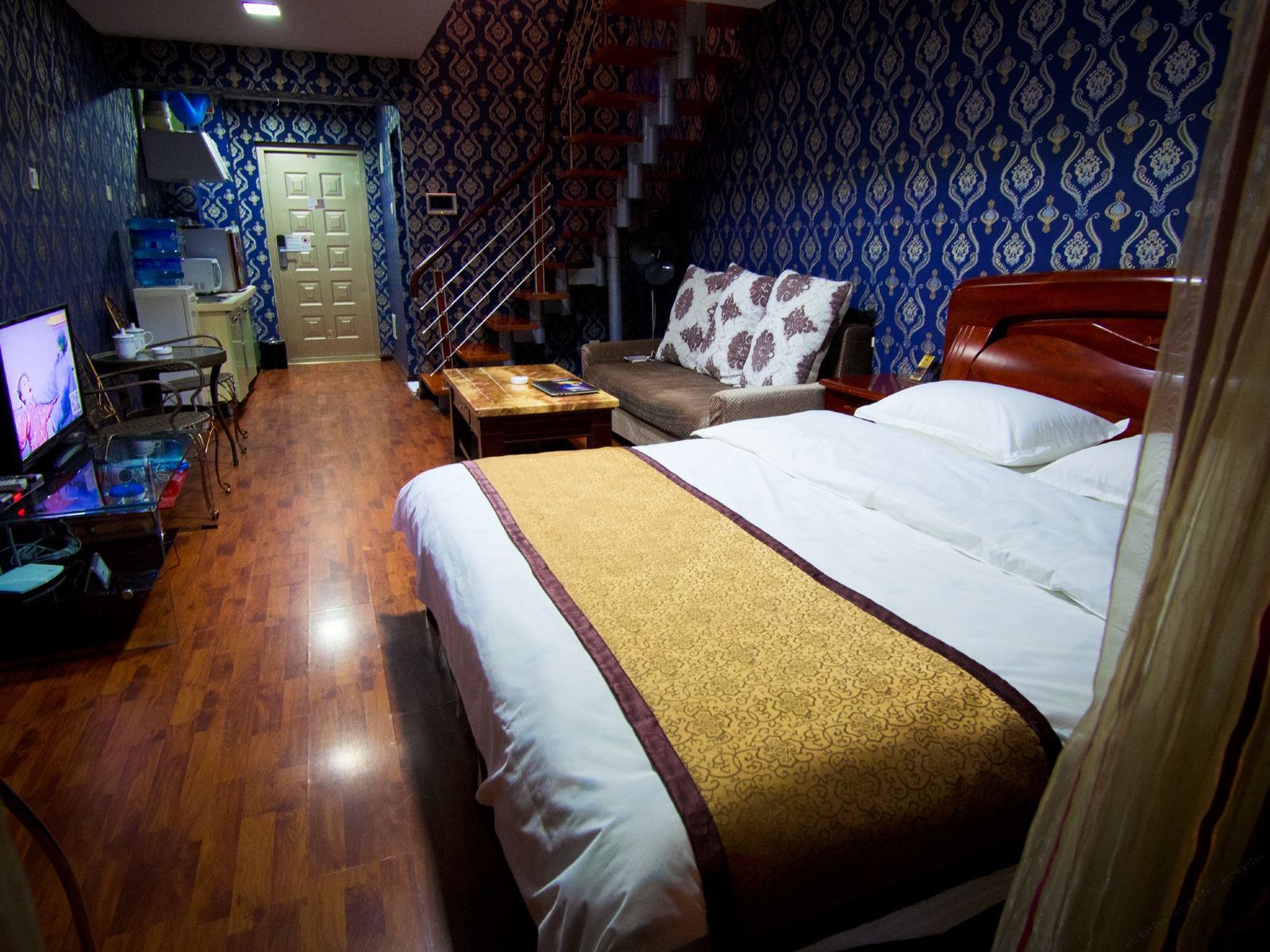 温馨观景双层复式loft公寓