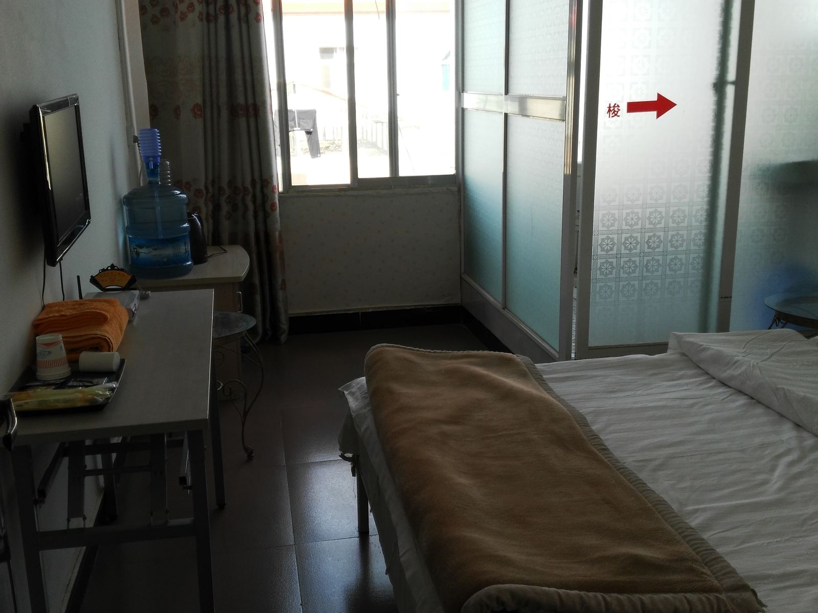 特惠大床单人间