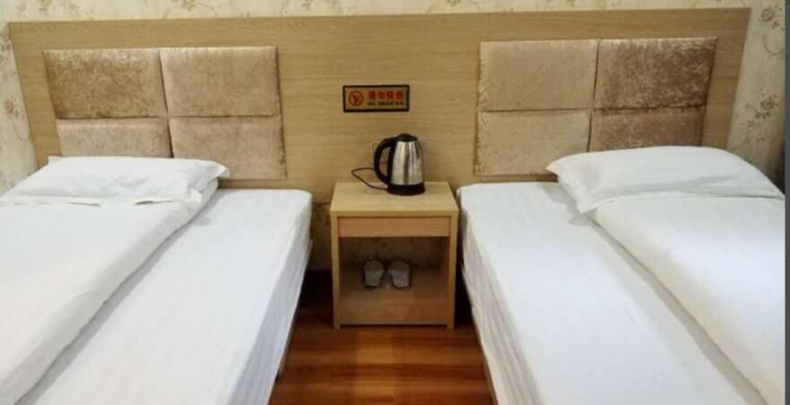 标准双床房