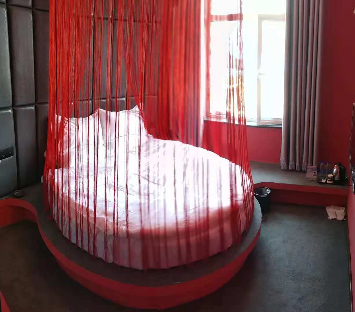 主题房