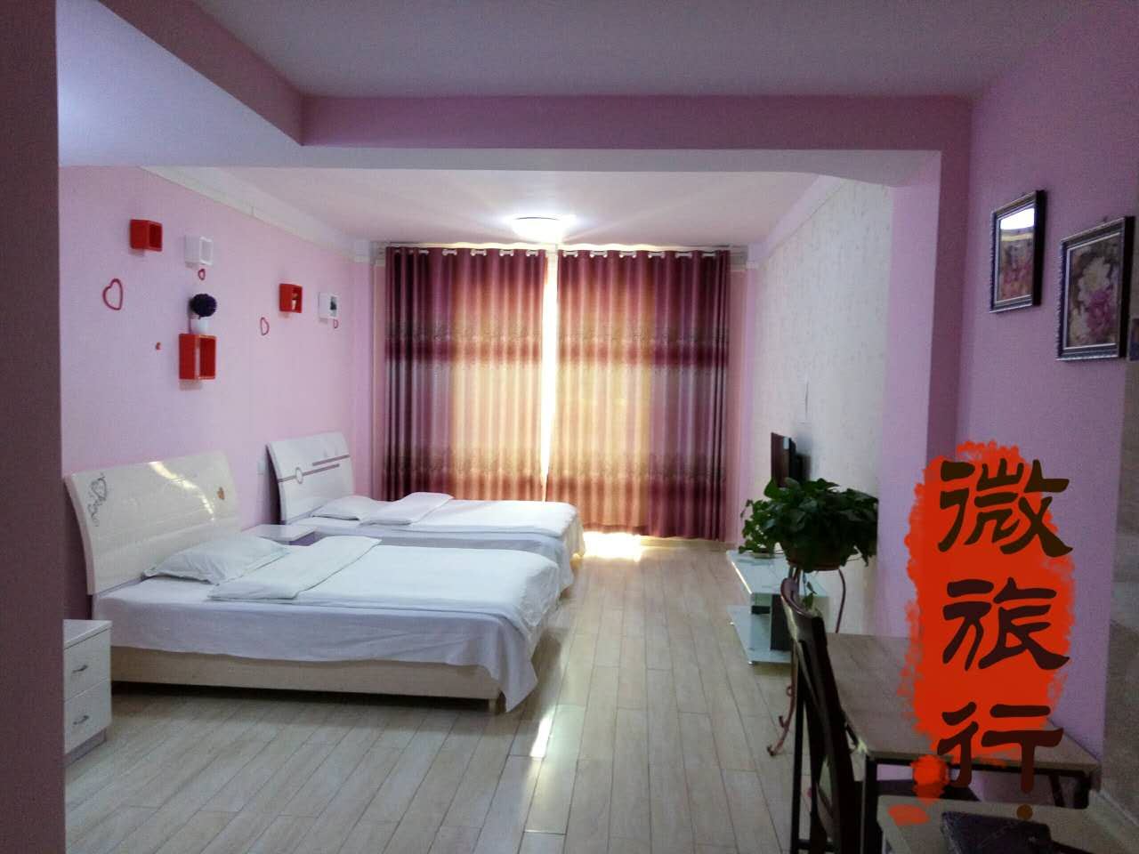 温馨亲子房