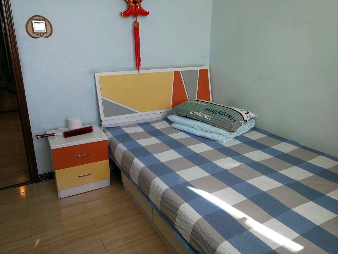 三室两厅套房