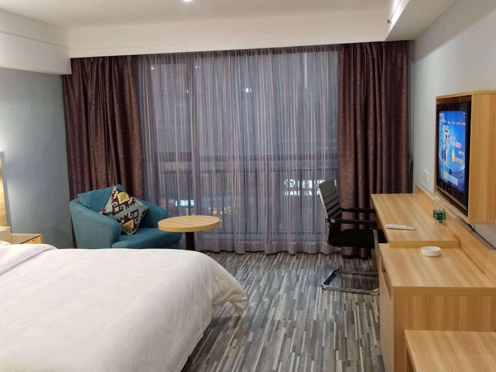 特惠大床房