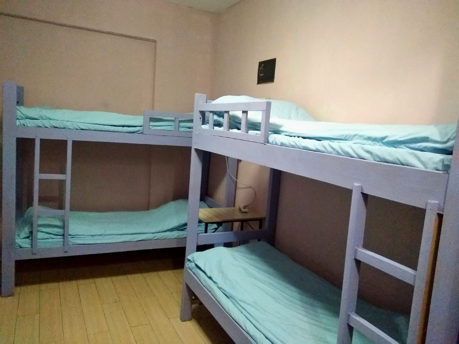 荼蘼男生六人房(床位)(公卫)