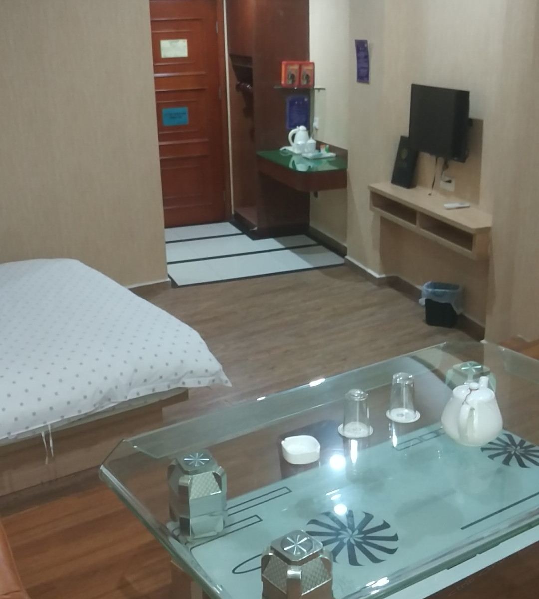 商务大床房