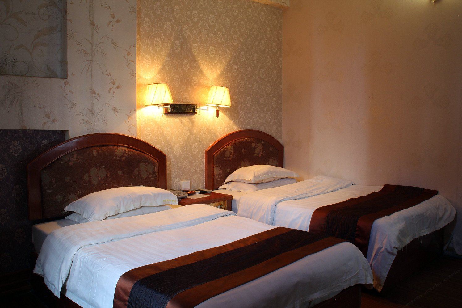 标准双人电脑房