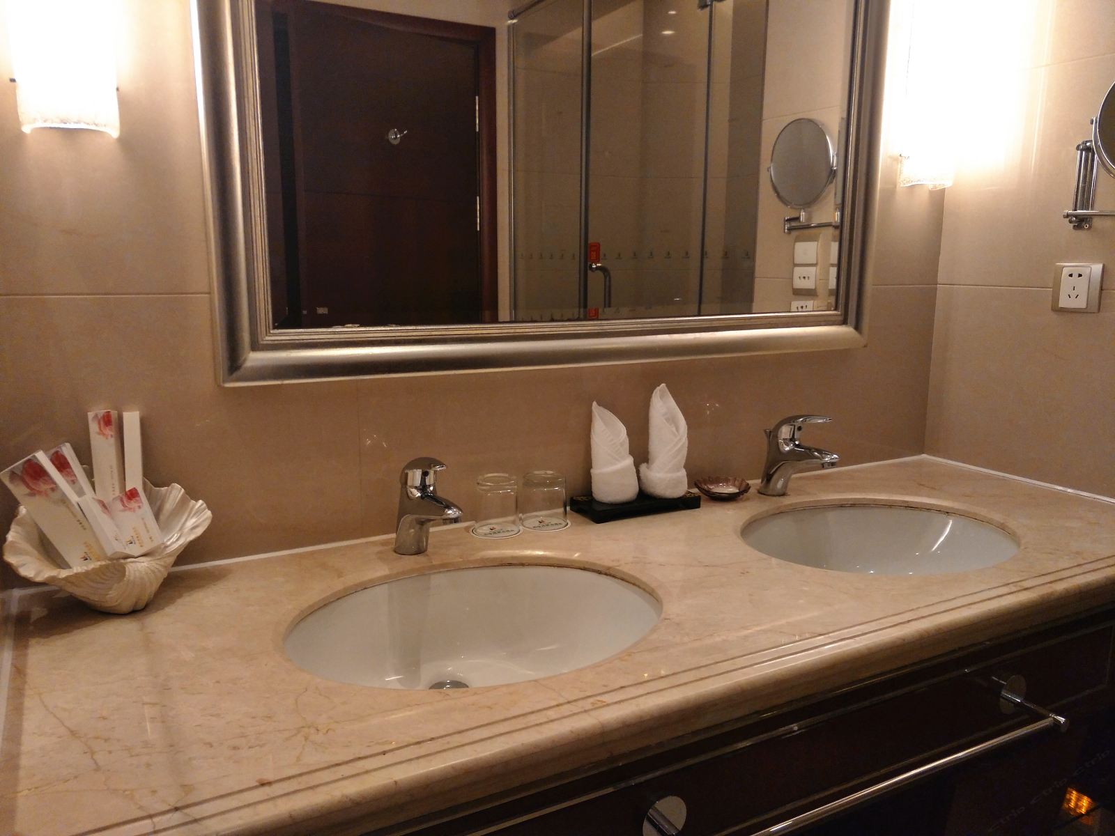 商务标准双人房