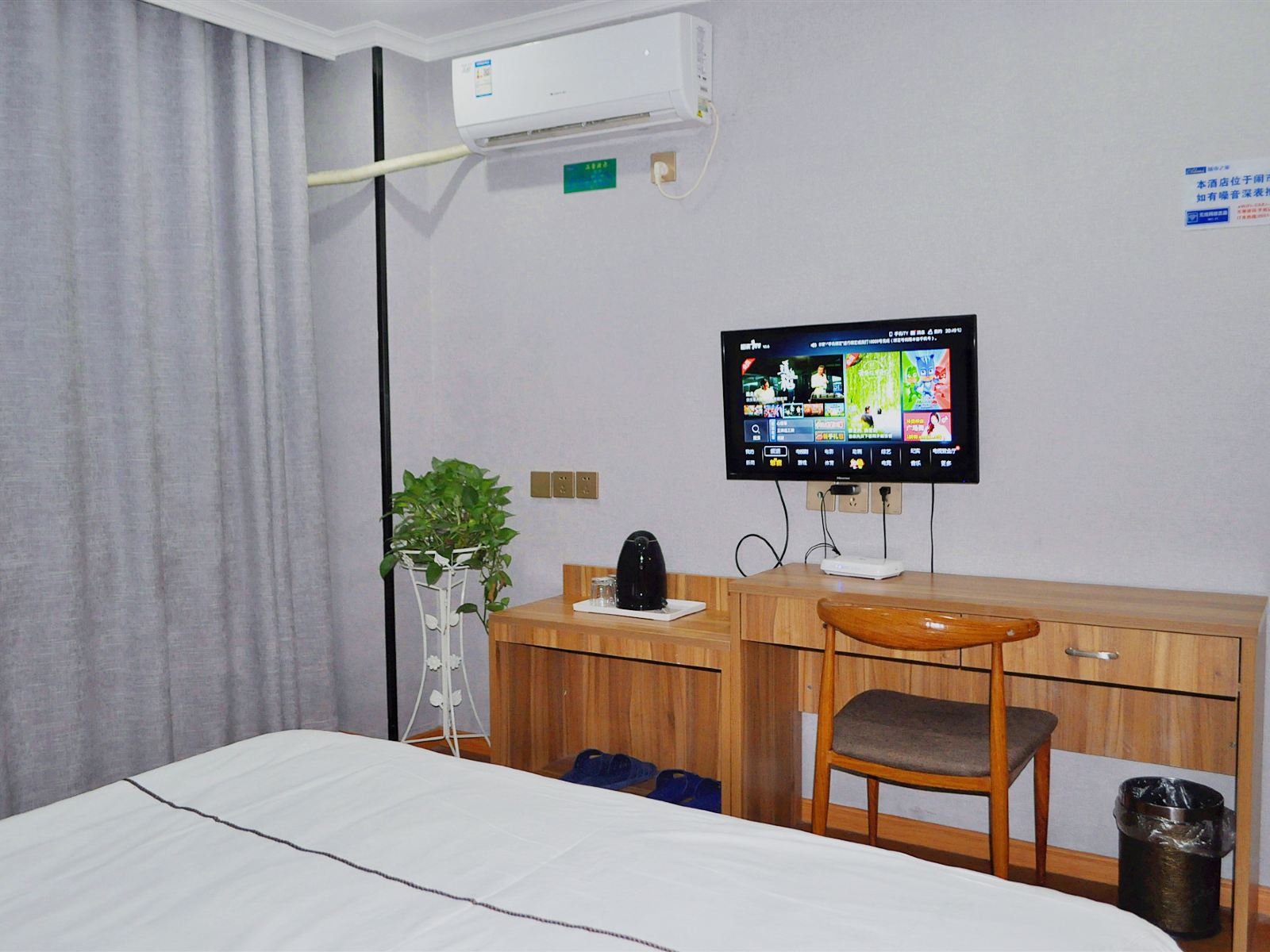 标准大床房