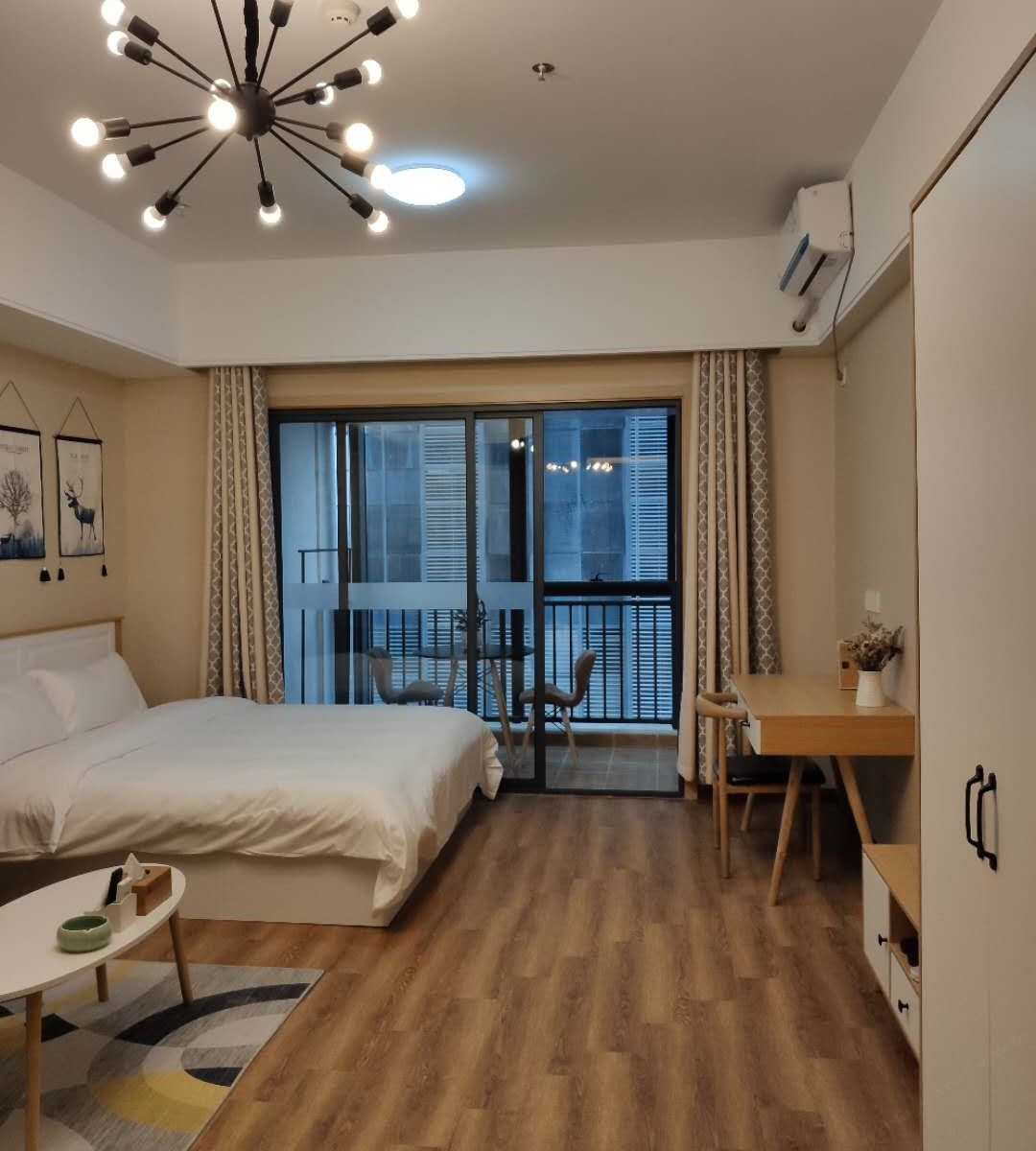 地中海风情大床房