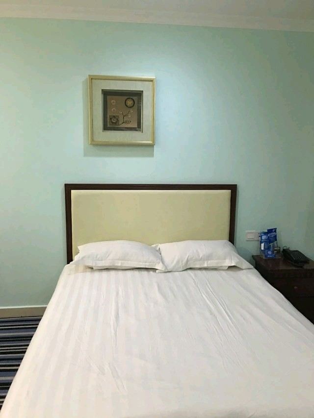 标准单床房