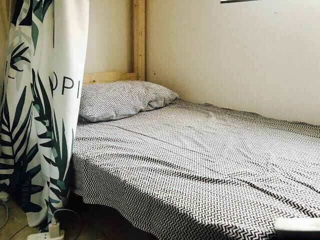 青春六人间(床位房)(公共卫浴)