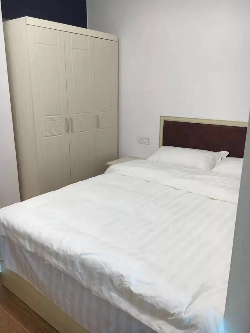普通大床房(无窗)