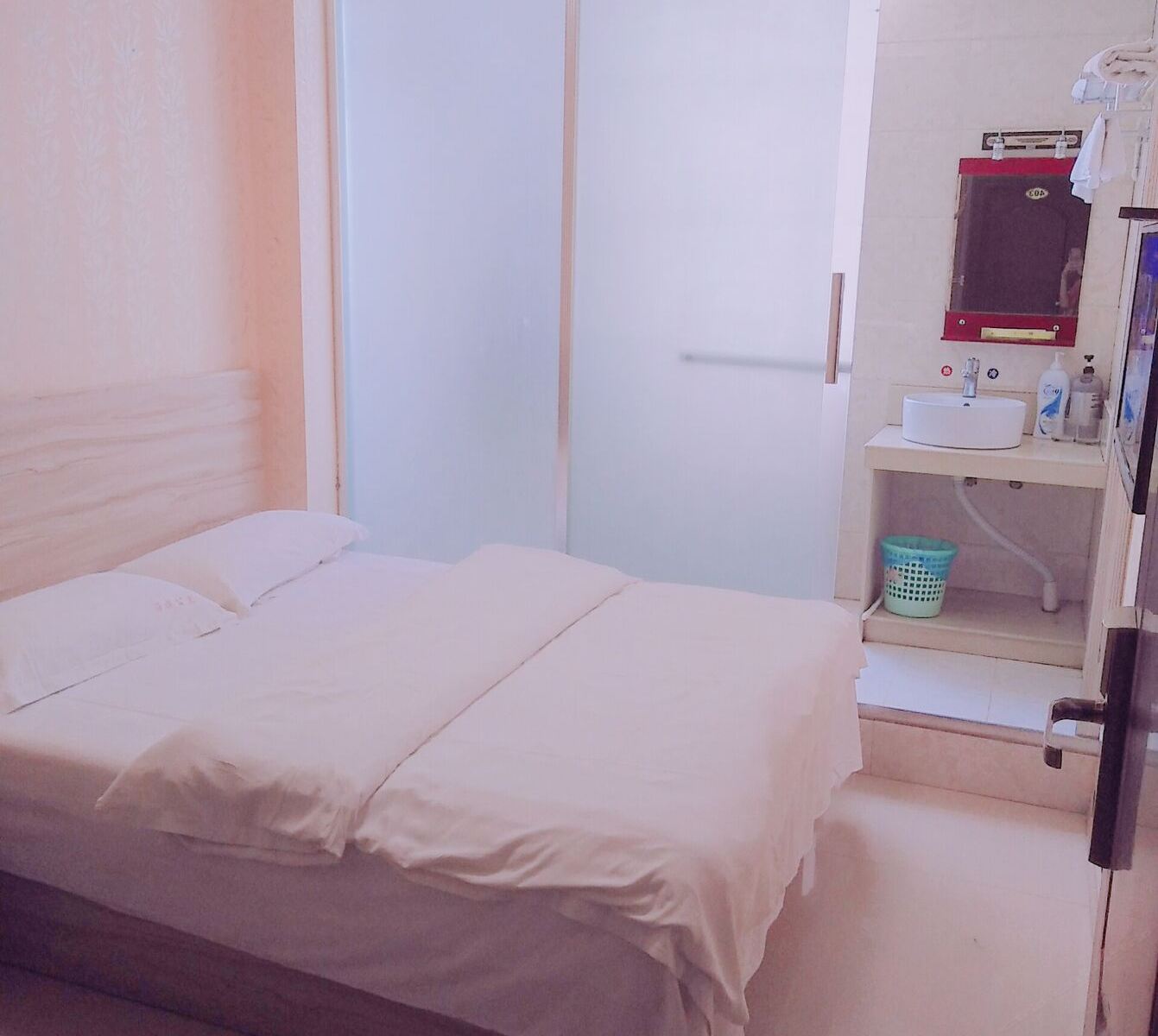 标准大床房