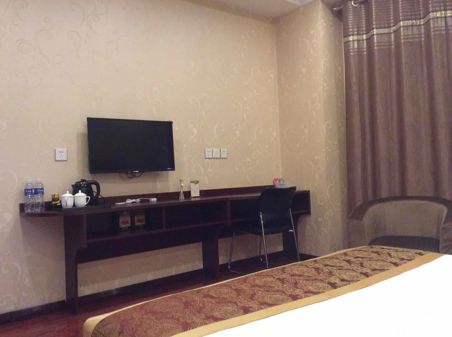 优选大床房
