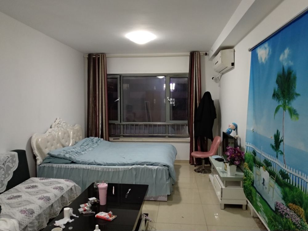 豪华大床房