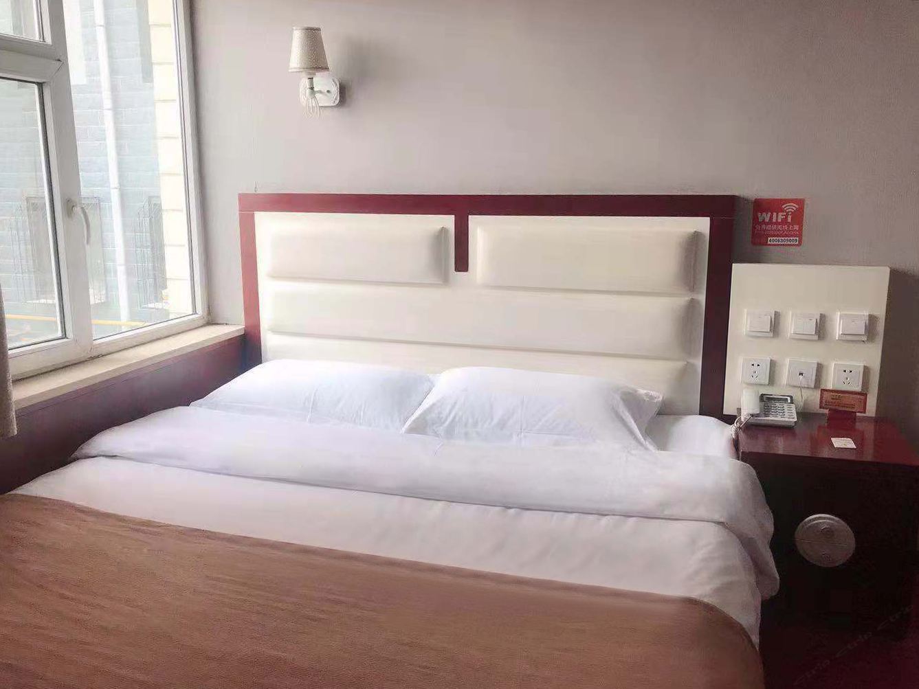 标准大床房