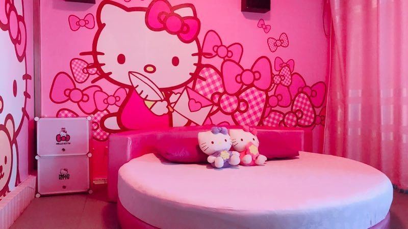 Hellokitty圆床影院主题房