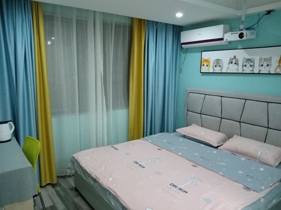 水木年华方床影院房