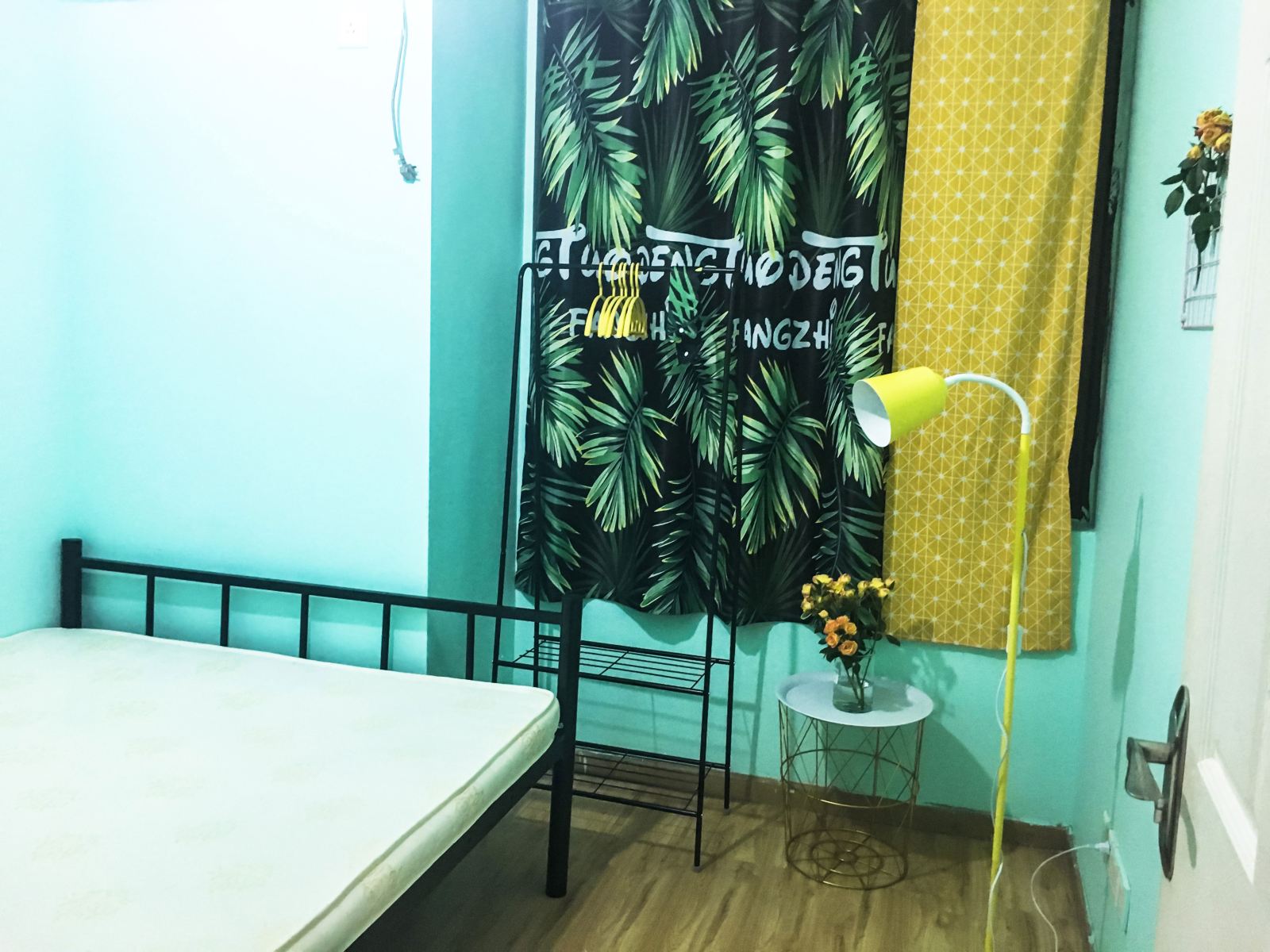 ins浪漫双人大床房
