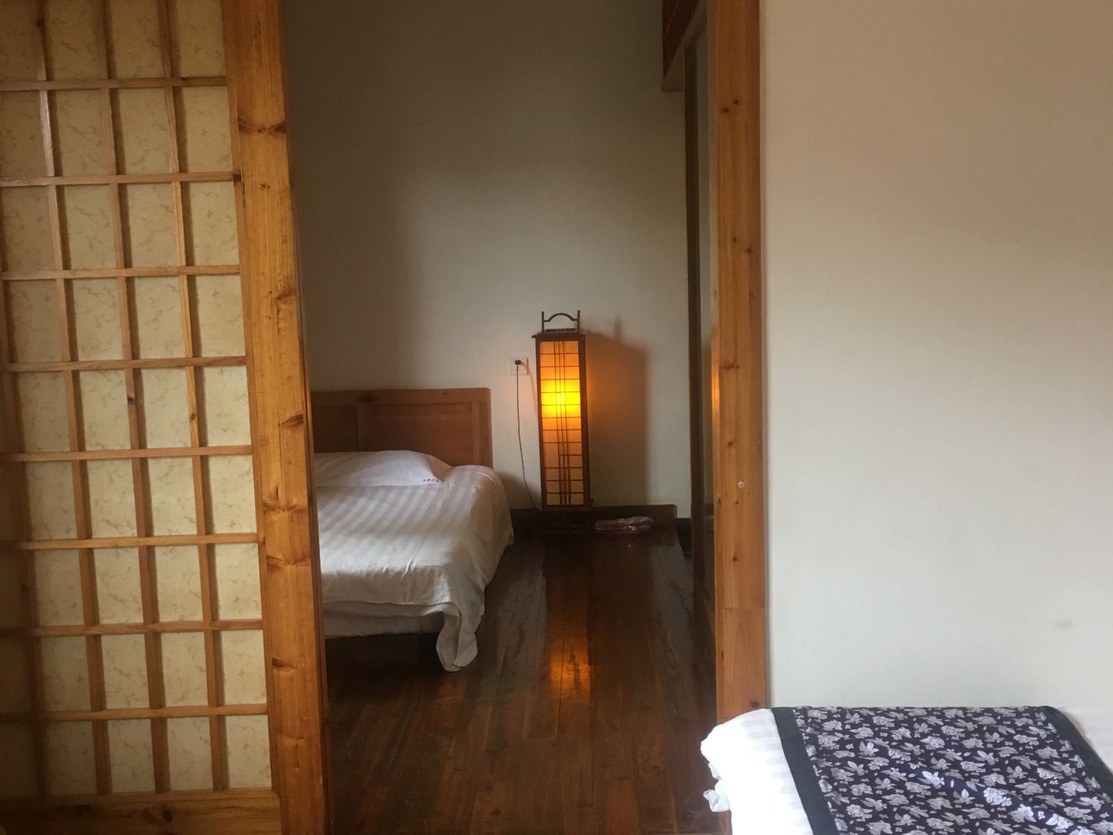 豪华三人间