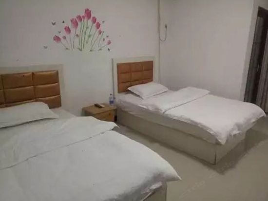 双床房
