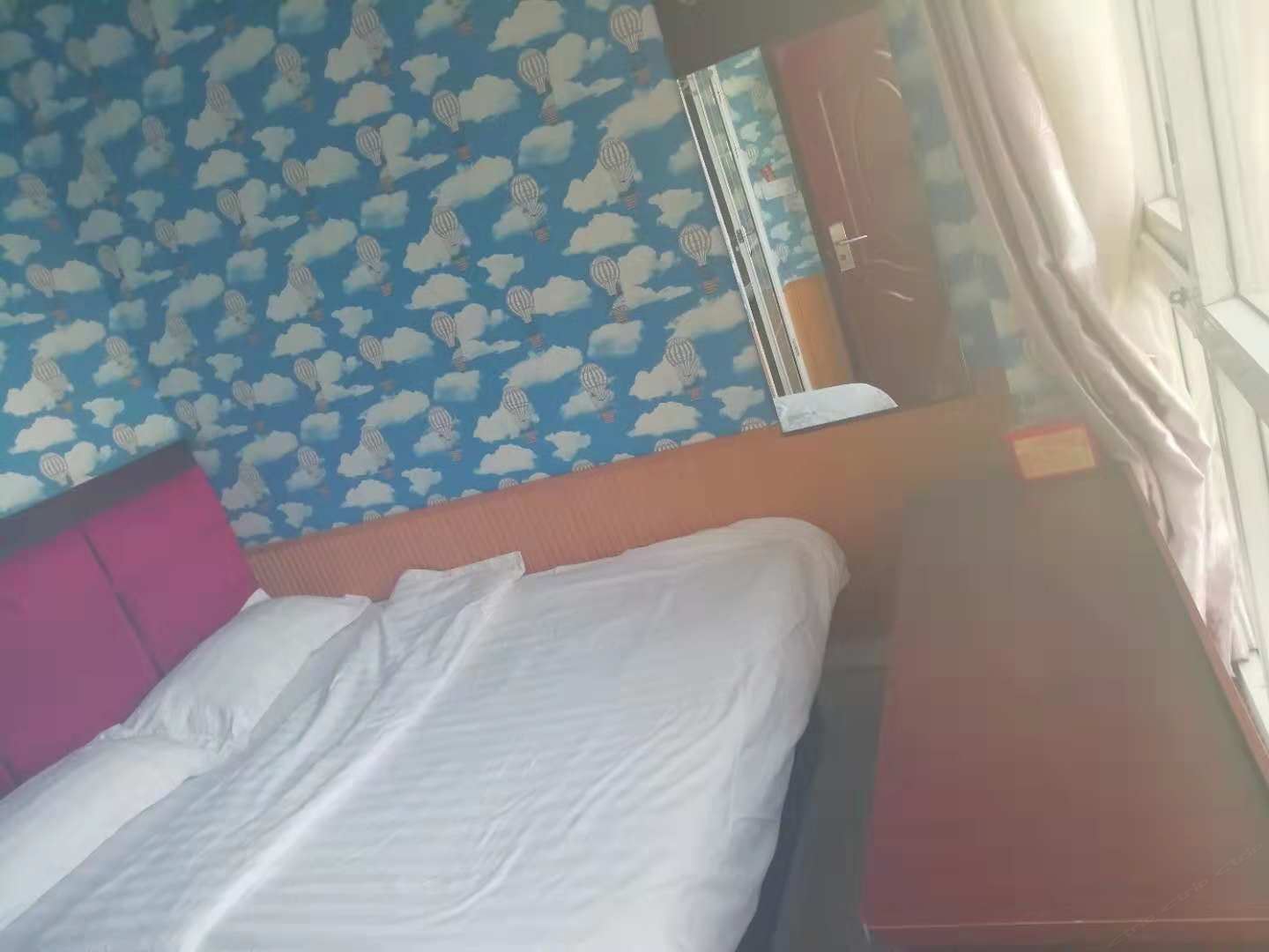 舒适大床房
