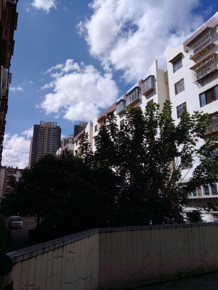 昆明彩云客栈