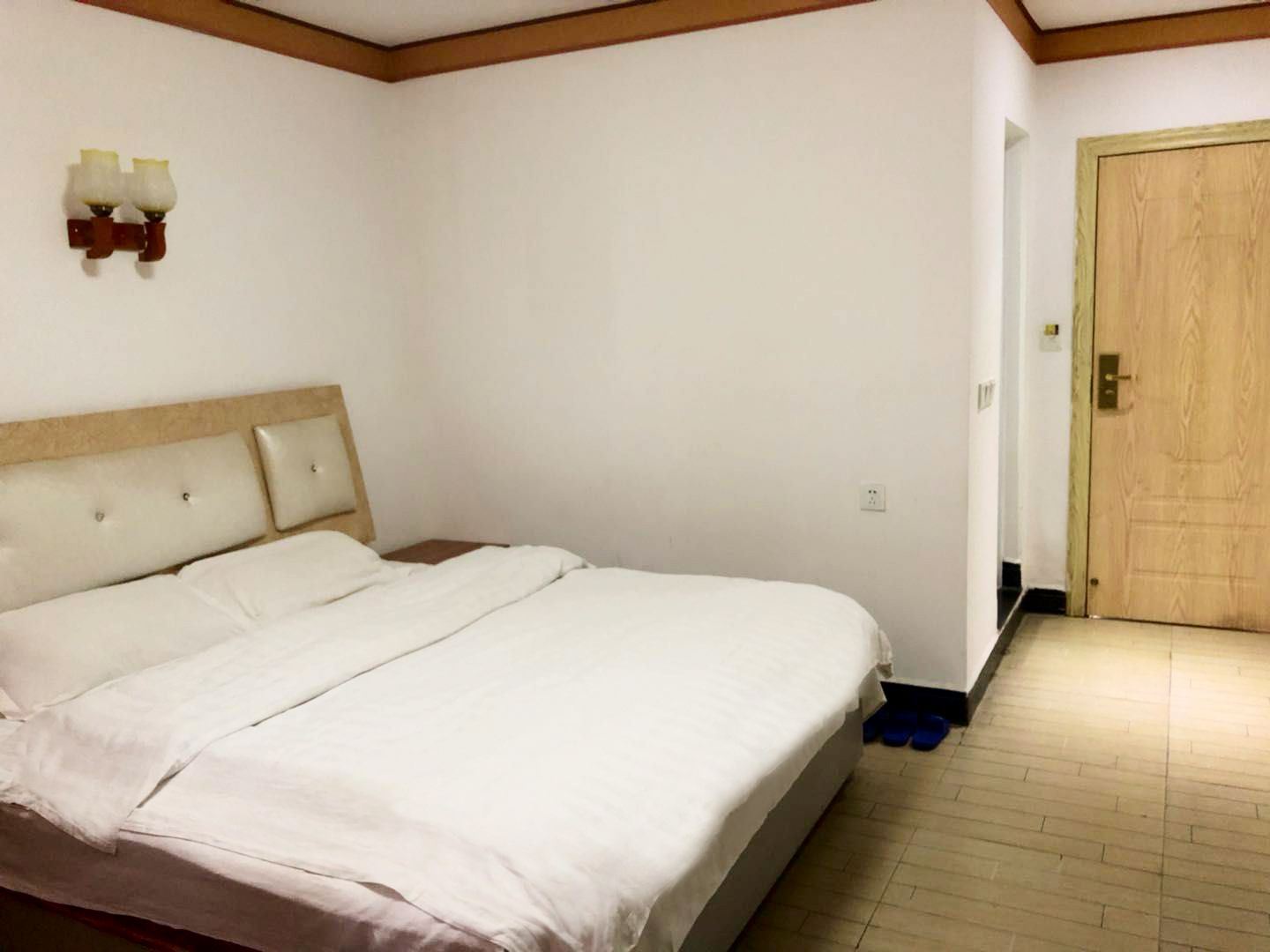 商务大床房