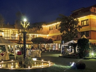 尼泊爾游價格_到尼泊爾旅游報團價格_尼泊爾旅游費用多少
