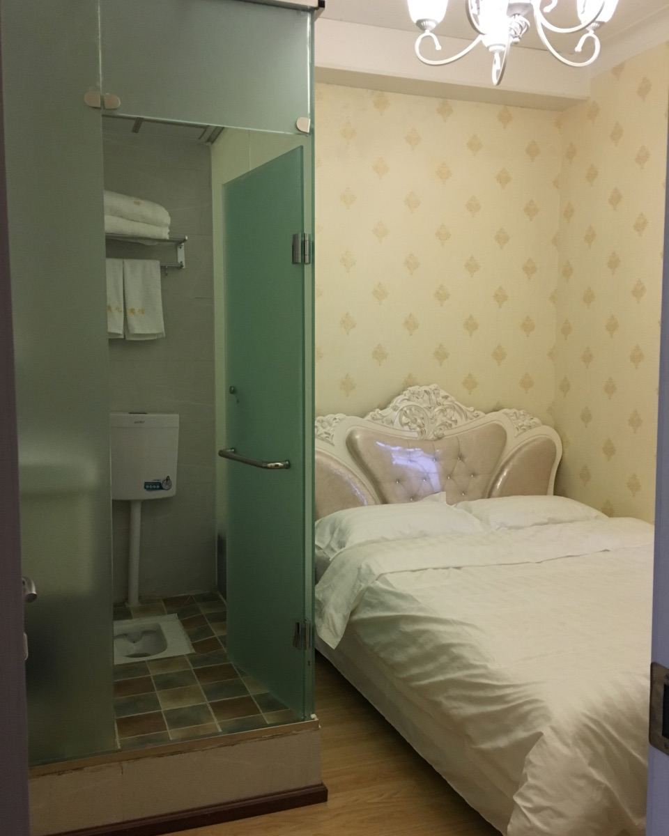 普通大床房