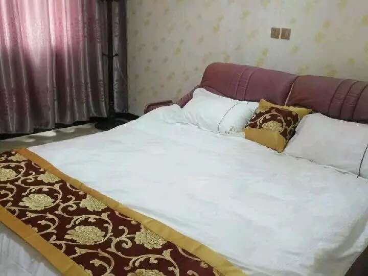 普通大床房