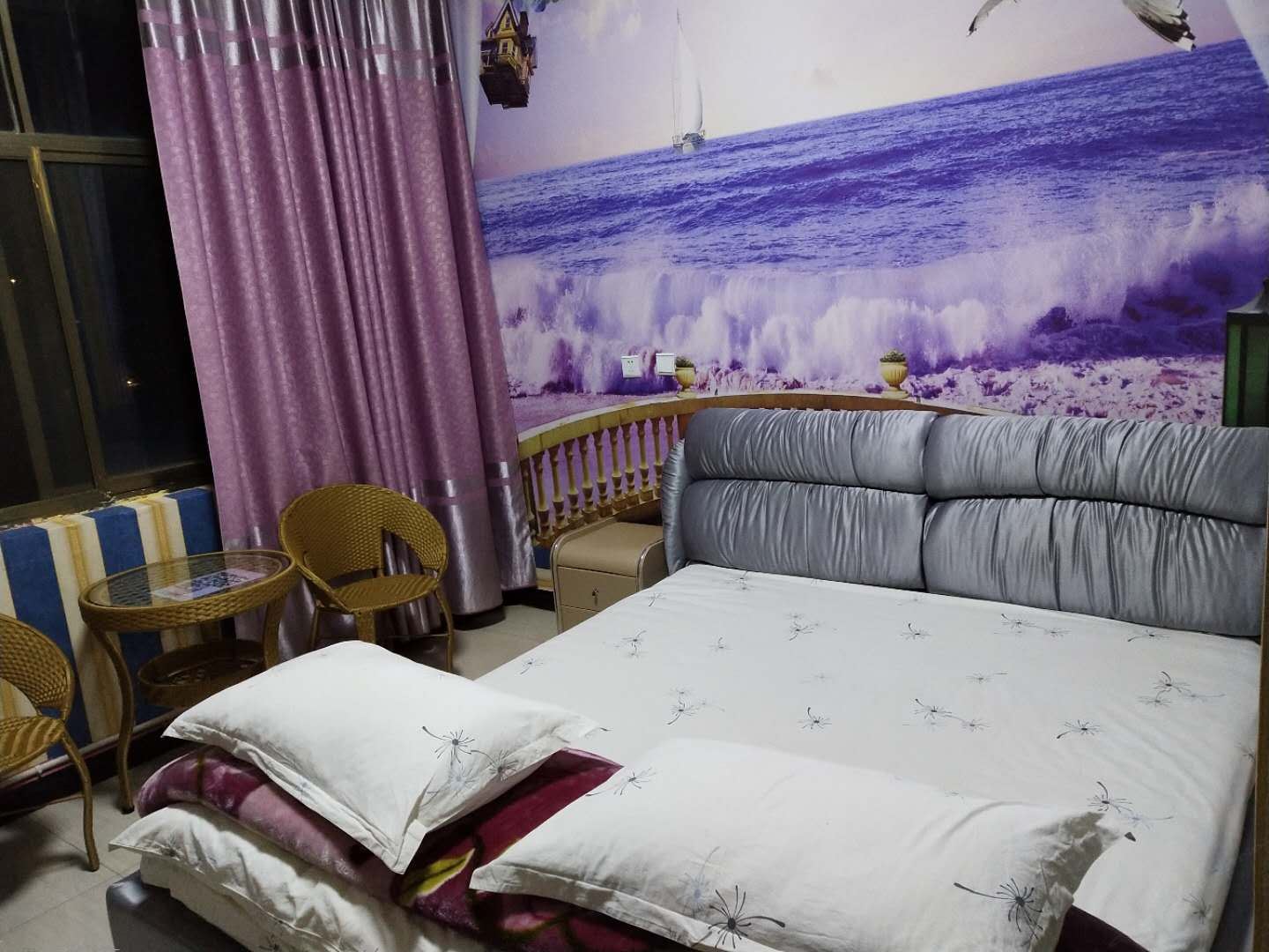 豪华大床房
