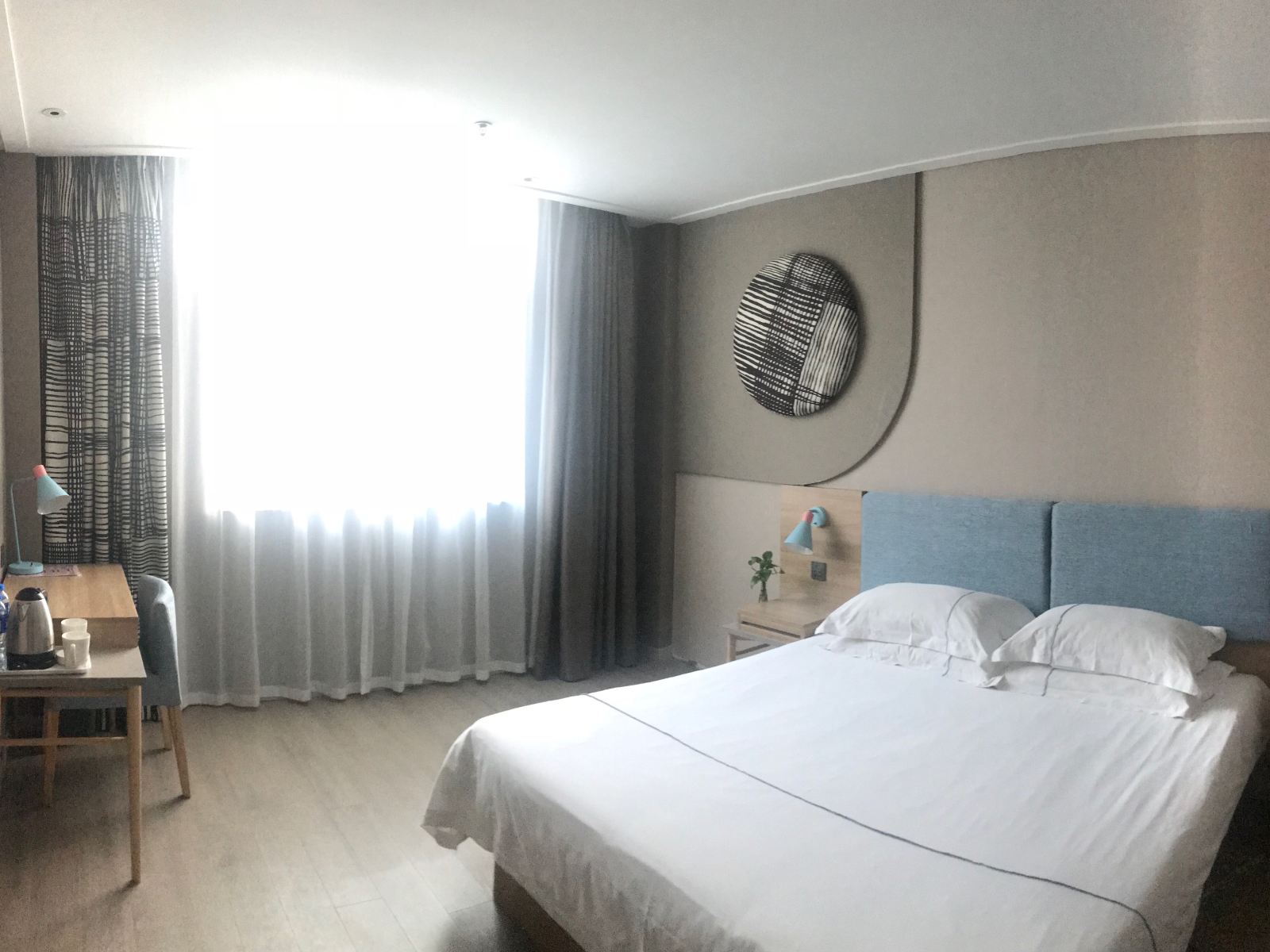全新大床房