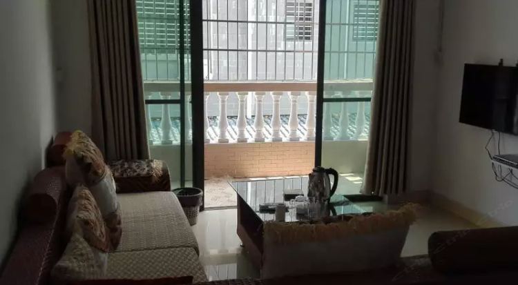 三房一厅