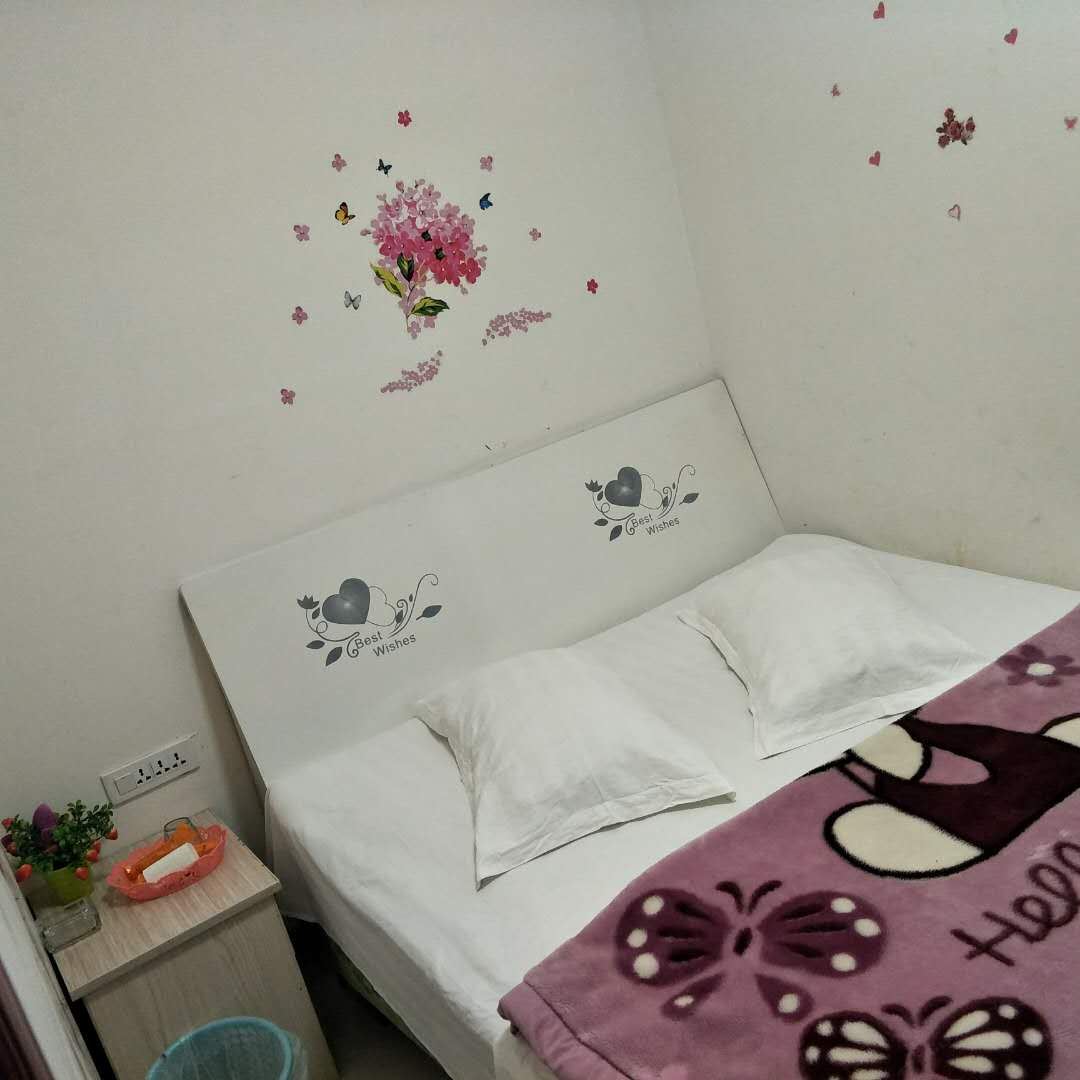 高级舒适大床房