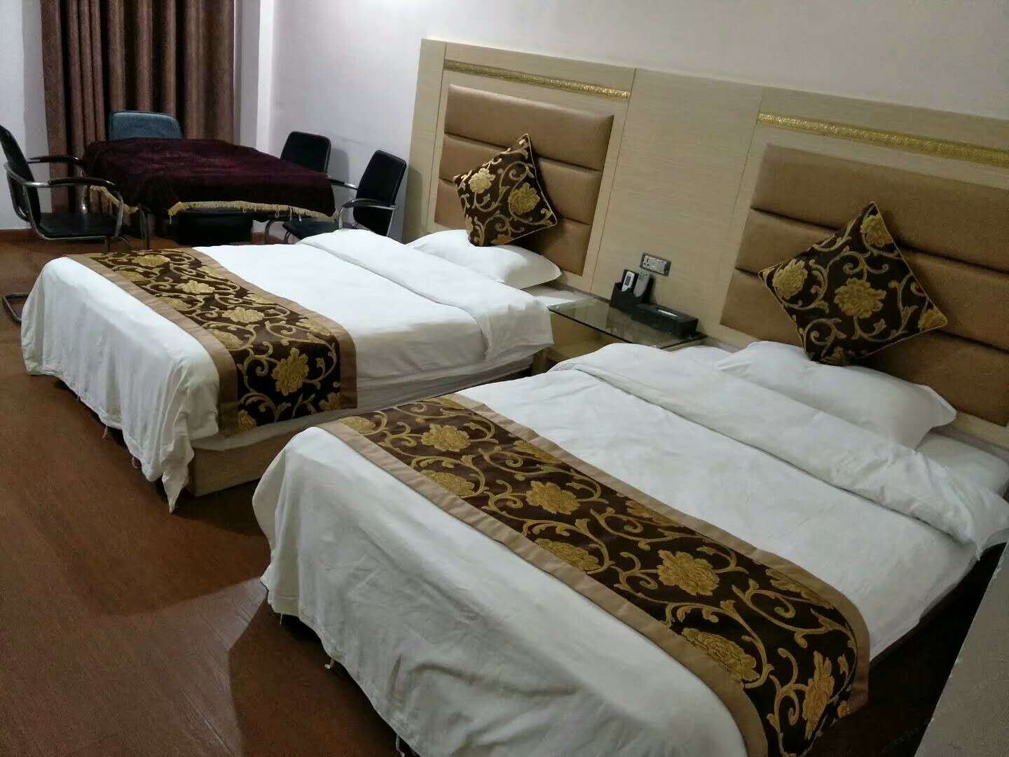 麻将双人间