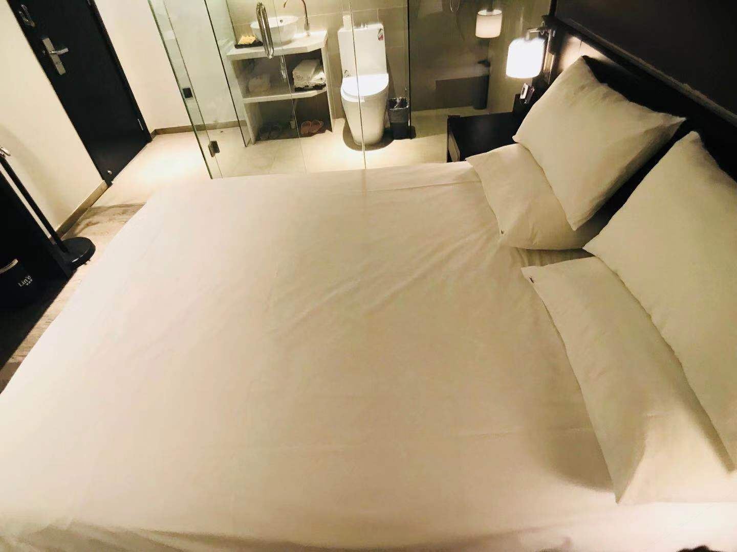 标准大床房