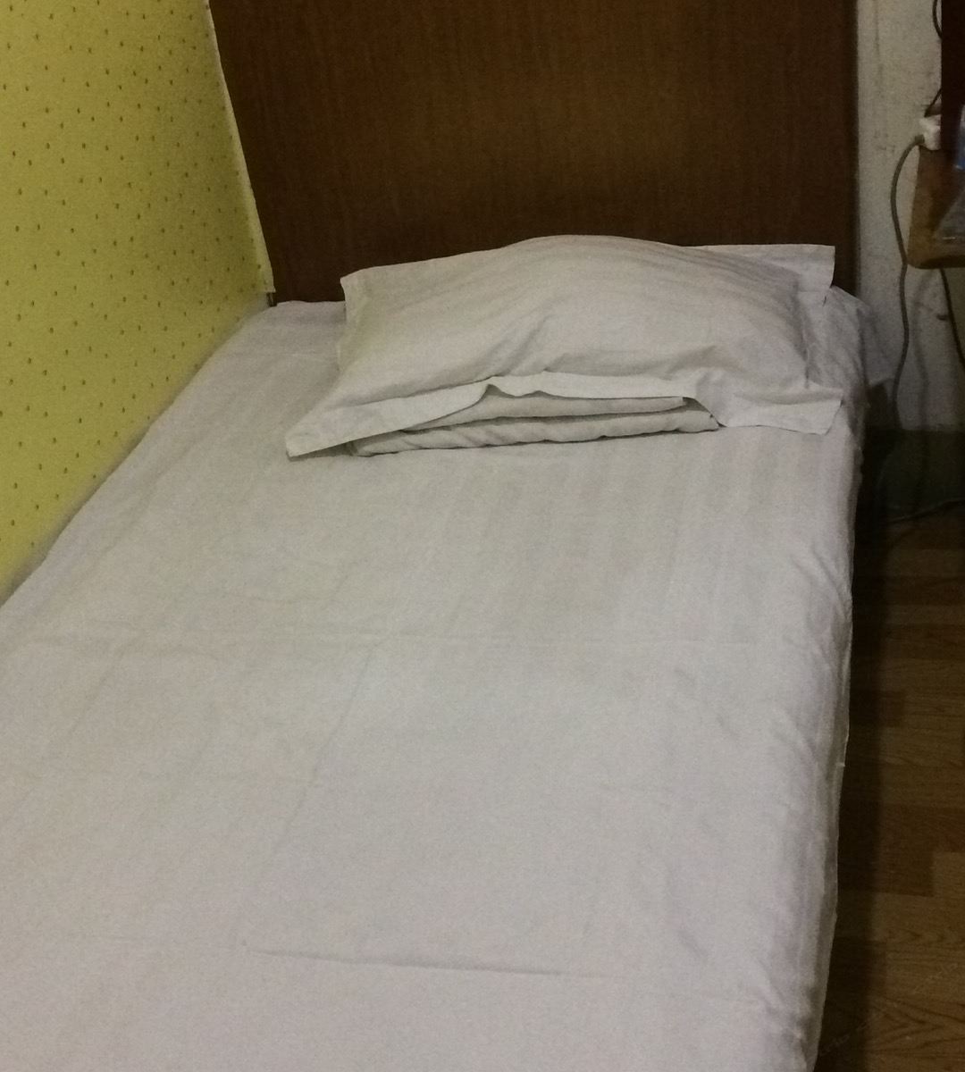 普通单人间