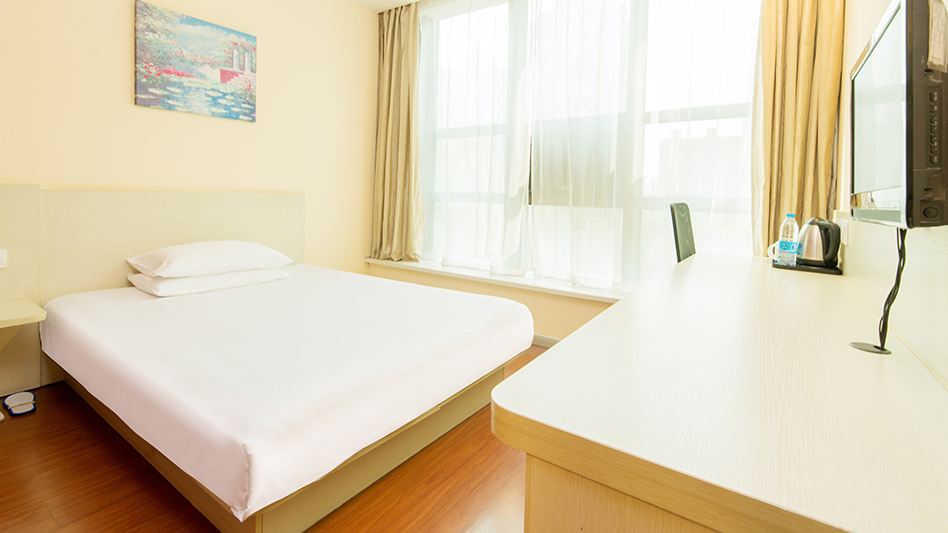 高级大床房
