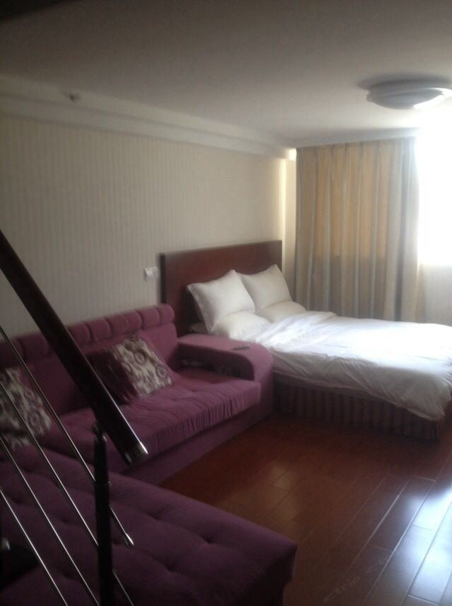 复式loft家庭房