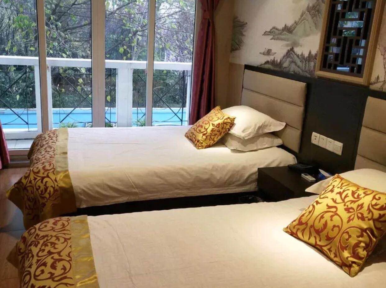 豪华标准间