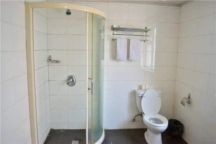hotelPic