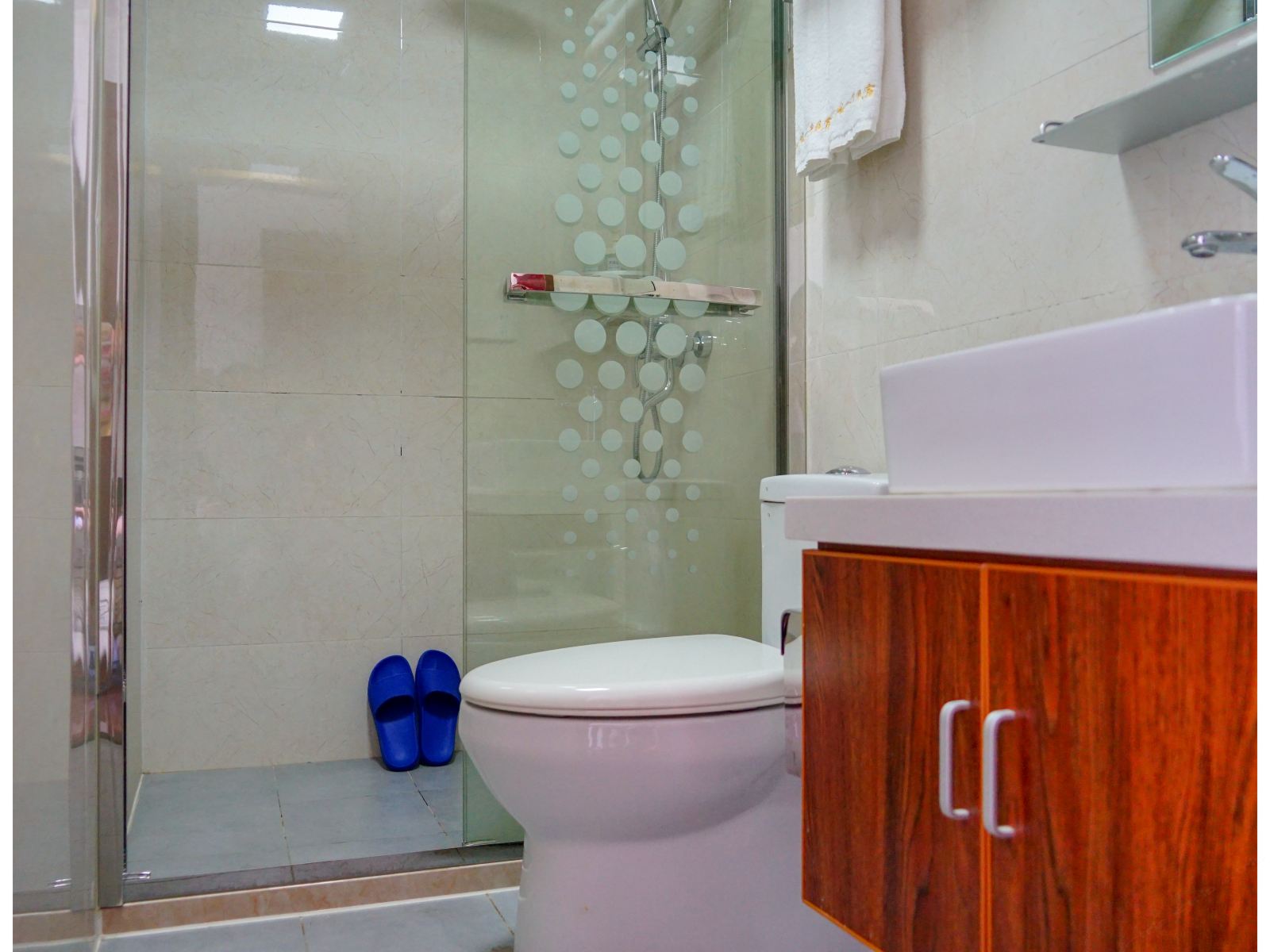 阳光一室大床房