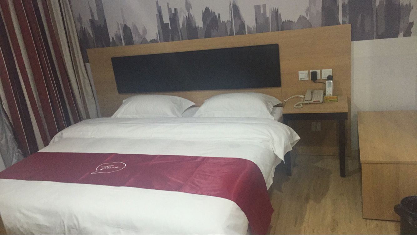 特惠大床房