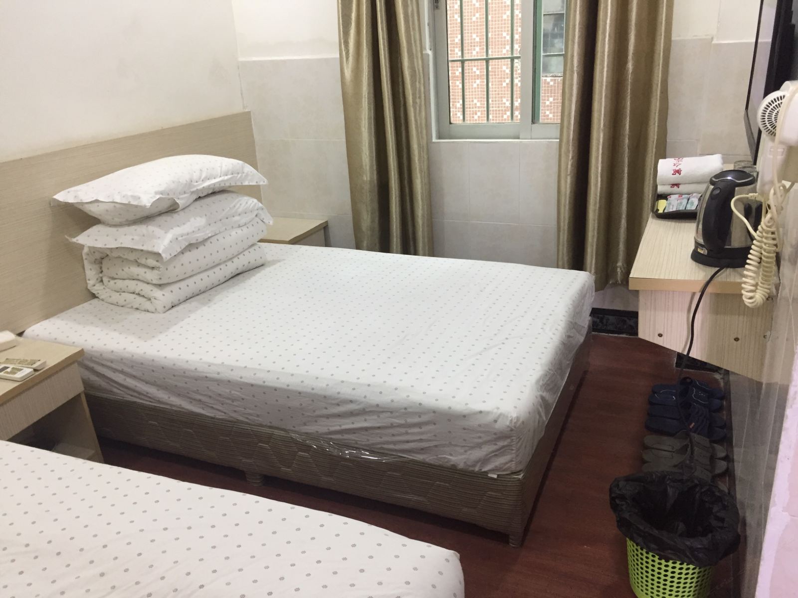 标准双床房