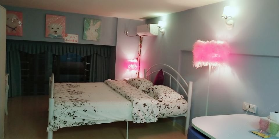 典雅商务大床房