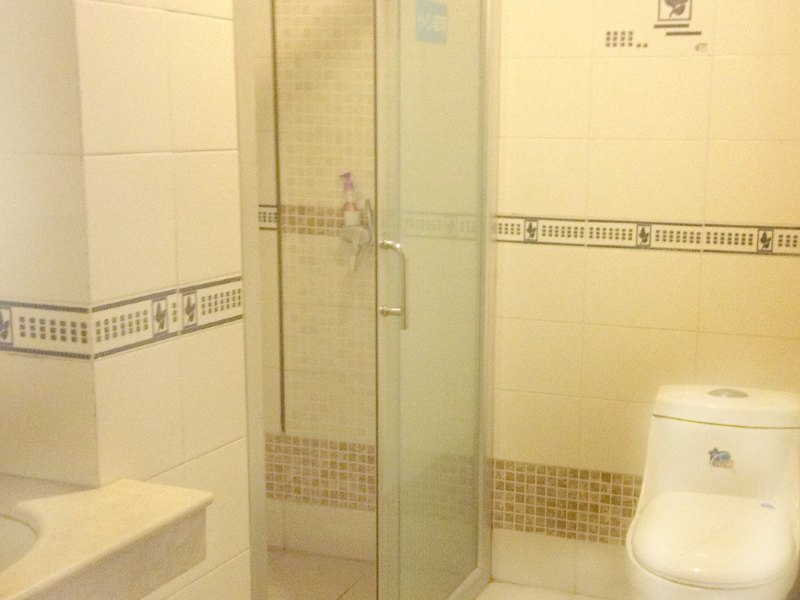 hotelPic