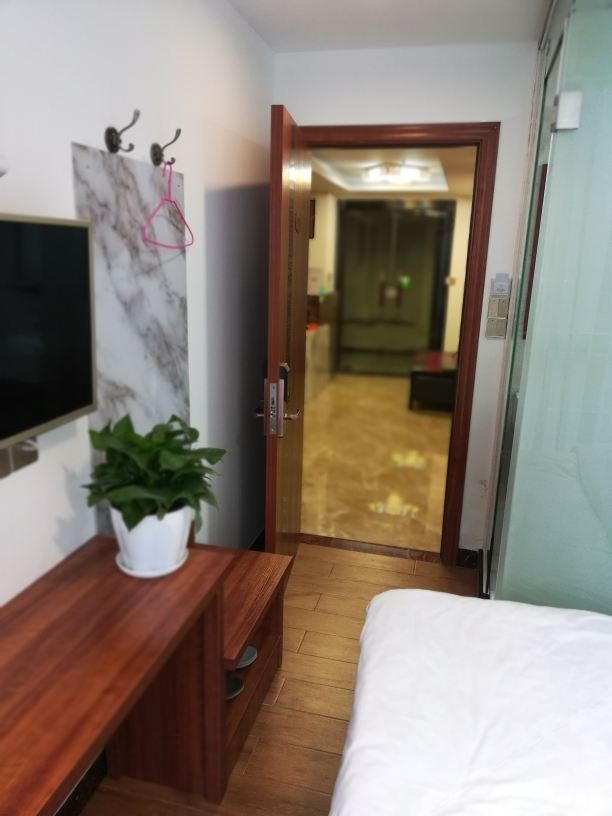温馨大床房