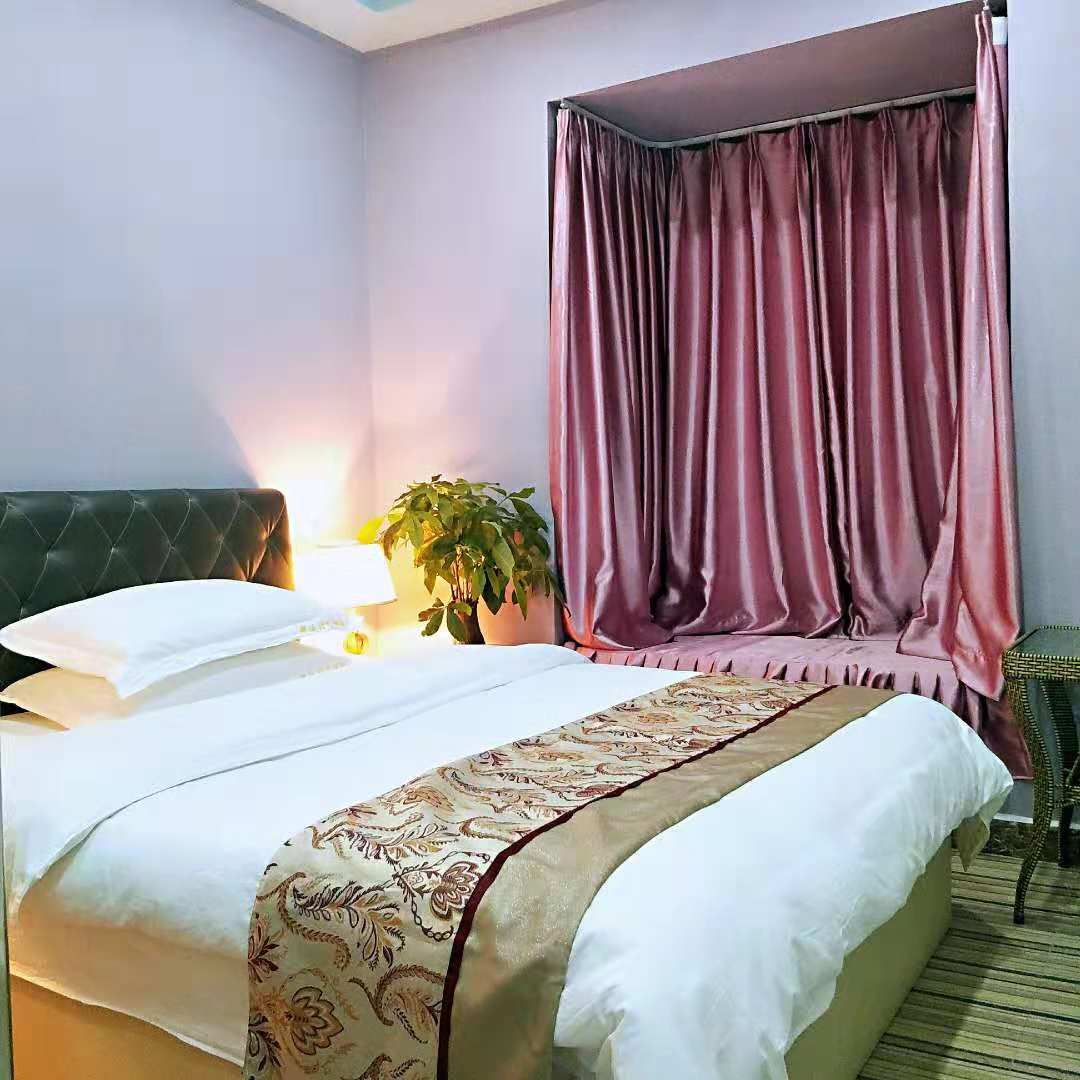 温馨大床房